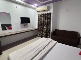 Hotel O Green Park, hotel in Ambaji