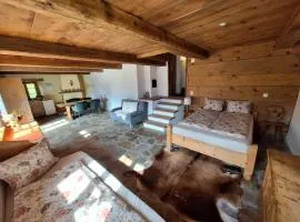 Rauft-Perfekter Rückzugsort für besondere Feierlichkeiten 2500 m2 Grundstück mitten in der Natur