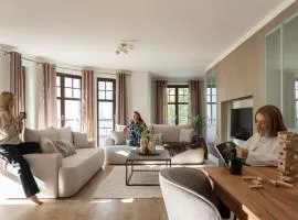 Sopot Haffnera Apartament z parkingiem - plaża - Centrum by Lion Apartments
