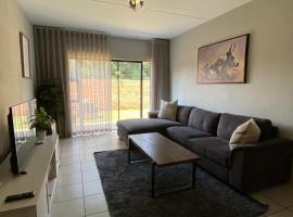 Yanaz Place: Germiston şehrinde bir otel