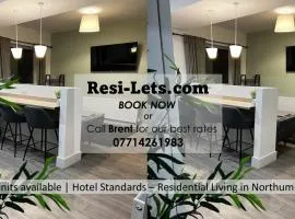 ResiLets - Plessey Road House, Large, Modern Home