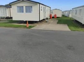 3 Bedroom Static Caravan, Sleeps 8, New 2025!