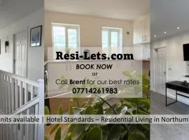 ResiLets - Berwick House - Large 4 Bed Townhouse - Contractor stays