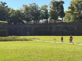 Home Sweet Home Affittacamere - Lucca, ξενοδοχείο στη Λούκα