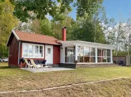 3 Bedroom Beautiful Home In Vissefjärda