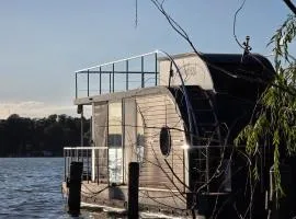 Seeblick Hausboot Sambesi