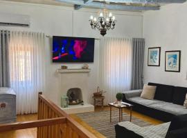 Old soul, Sea views, Hotel in Dhërmi