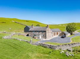 Cwm-Mawr, Hotel in Morfa Bychan
