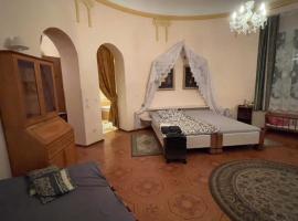 Schloss Rothenhorn, hotel in Jędrzychowice