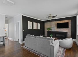 20 min to NYC, Newly Renovated, Private Driveway, apartment in Little Ferry