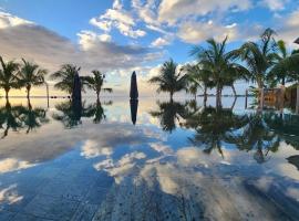 Asmara Mauritius Oceanfront Retreat, hotel in Petite Case Noyale