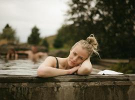 Guesthouse Storu-Laugar