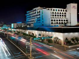 HS HOTSSON Hotel Leon, five-star hotel in León