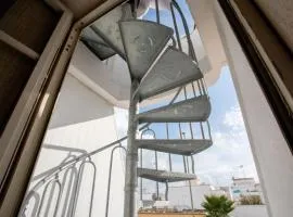 Golden Bay Lux House