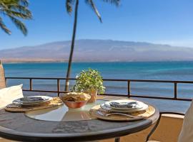 Island Sands 210 · IS 210 OceanFront Condo Expansive Ocean Views、Maalaeaのホテル