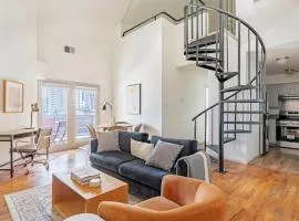 Blueground Downtown Austin pool nr Congress Ave ATX-340