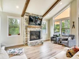 Government Camp Vacation Rental with Private Hot Tub