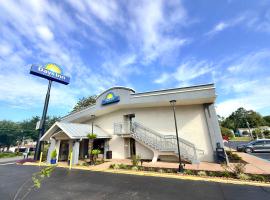Days Inn by Wyndham Tallahassee University Center, hotell i Tallahassee