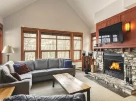 Classic Les Eaux Chalet w Sauna near the Mountains