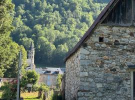 Pyrenees family T3, hotel in Aulus-les-Bains