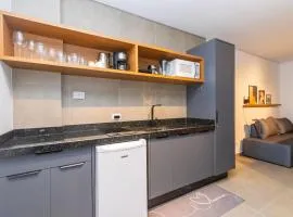 Estúdio Completo para 4 Pessoas Com Vaga - EIX0208