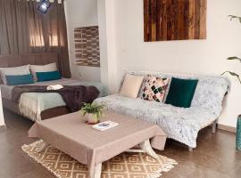 &Agrave; c&ocirc;t&eacute; du parc saada la marsa, hotel con parking en La Marsa