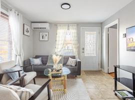 Grande maison moderne 4 chambres - Spa Jaccuzi, Jardin & Parking gratuit - Idéale Familles et groupes, ξενοδοχείο με σπα σε Saint-Jean-sur-Richelieu