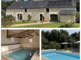 Les G&icirc;tes de La Pellerie - 2 piscines int&eacute;rieur & ext&eacute;rieur - Touraine - 3 g&icirc;tes - familial, calme, campagne