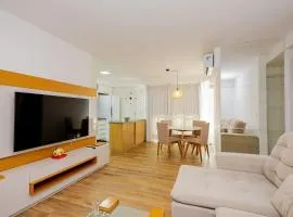 Apartamento Com Vaga e 2 Quartos - HUB2102A