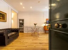 Crispi 30 Stylish Apartment