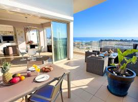 Serenity by the Ocean Penthouse by BeCherish, hotel di Páteo