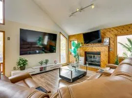 Luxury Home with Game Room, 4 Mi to Bushkill Falls!