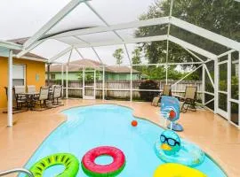 15 Mi to Melbourne Palm Bay Home with Pool and Lanai