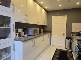 Independent specious 5 BHK with 3 bathrooms with Toilet