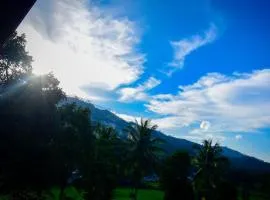 Mountain Breeze Villa