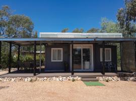 The Holiday Hut, κατάλυμα με onsen σε Lightning Ridge