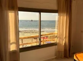 Pieds dans l eau , LEGZIRA Beach