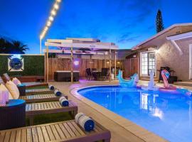 The Sky Lounge, hotell i La Mesa