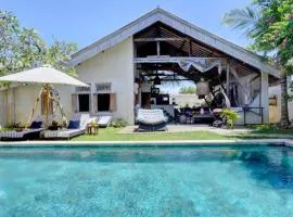 Wendelle 3 BR Private Pool Villa ZN276