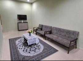 Homestay Kuala Berang Bonda Full Aircond Wifi & Netflix, hotel in Kuala Berang