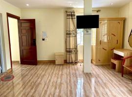 Văn Phượng Hostel, hotel i Cát Bà