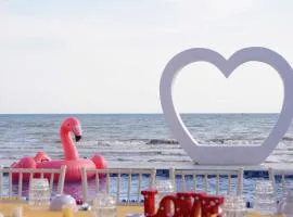 Bluocean Villa In Front of the Beach