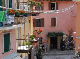 Casella's Apartment, hotel a Malcesine