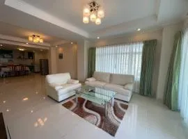 Royal PSL Apartment