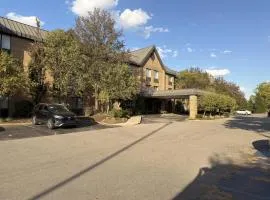 Wingate by Wyndham Utica