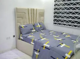 Cozy 3-Bedroom Tradebybata Guest House FUNAAB