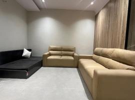 The Palms Loagde, hotel in Balhārshāh