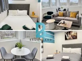 Two Bedroom Apartment by Brookland Stays Leeds with Free WiFi