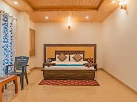 The Pine Trails Kasauli I Guaranteed Best Price I Serviced Villa I Open Air Rooftop I Couple Friendly I Pvt Balcony I Kasauli By Exotic Stays