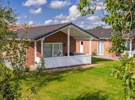 Hof Hagen - "Am Birnenbaum" Neubau 2025, hotel in Grömitz